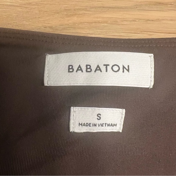 Babaton Contour Squareneck Longsleeve - Picture 2 of 6